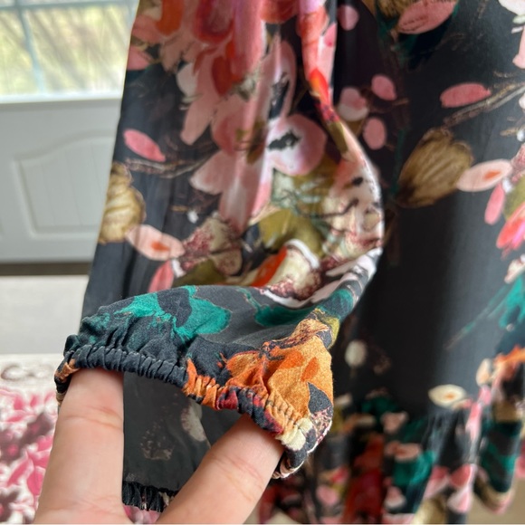 Anthropologie Meadow Rue 🌾 Colorful Flower Print Pleated Keyhole Back Tunic Top - Picture 4 of 16